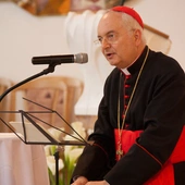 Kard. Piacenza: 70 lat "Pomocy Kościołowi w Potrzebie"