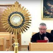 Biskupi warszawsko-prascy zawierzyli Polaków Matce Bożej Łaskawej