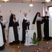 Klasztor sióstr karmelitanek bosych w Ełku