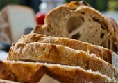 Łamany chleb i siła symbolu