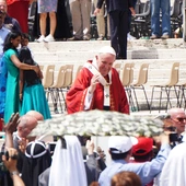 Anglikanie zadowoleni z ekumenicznego przyśpieszenia Papieża Franciszka