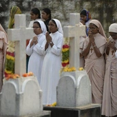 415 księży i zakonnic zmarło dotąd w Indiach na Covid-19
