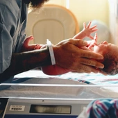 Australia: Lekarz będzie musiał ratować dziecko, które przeżyło aborcję? 