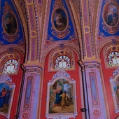 Kościół w Łubnicach. Polichromie Szulczyńskiego