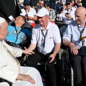 Papież do Polaków: Miłosierdzie Boże ocali świat