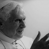 Benedykt XVI z ufnością kroczył do Domu Ojca