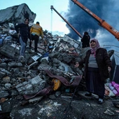 PCK zbiera środki na pomoc ofiarom trzęsienia ziemi w Turcji i Syrii