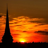 Zaskakujące wyniki badań w Niemczech? „Młodsi chodzą częściej do kościoła niż starsi”
