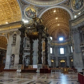  Watykan: Msza św. ekspiacyjna w bazylice św. Piotra za profanację dokonaną przez Rosjanina