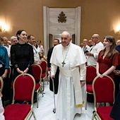Oazowicze u papieża Franciszka. Ojciec Święty spotkał się z młodzieżą z Polski
