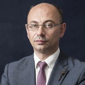 dr Mateusz Szpytma