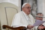 Papież do Polaków: na nabożeństwach majowych módlcie się o pokój [wideo]