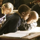 Rwanda: kościelne projekty edukacyjne