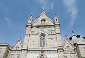 Neapol: w katedrze świąteczny obiad dla ubogich 