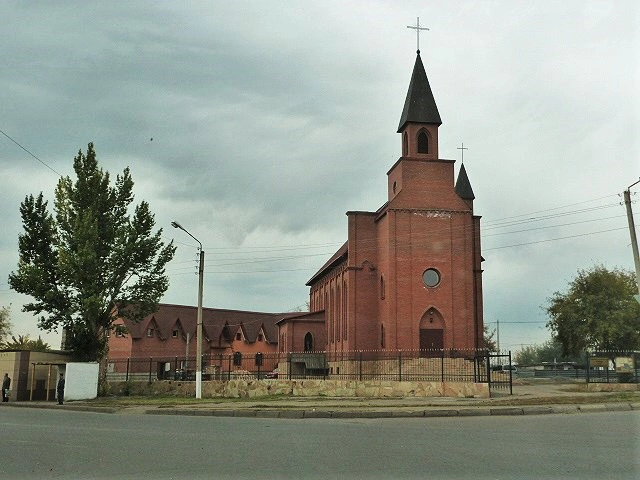 Kościół pw. Podniesienia Krzyża Świętego, Karaganda