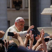 Papież odwiedza kolejną rzymską parafię