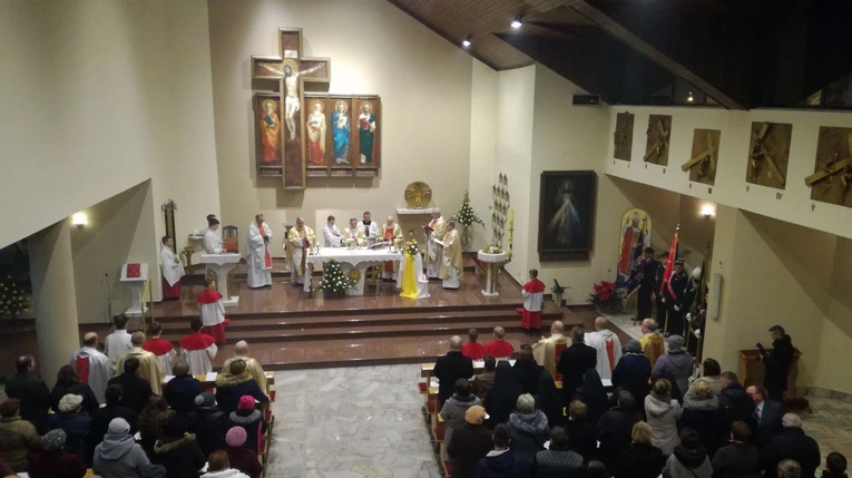 Diecezja Gliwicka: Wprowadzenie relikwii św. Jana Pawła II w Rusinowicach