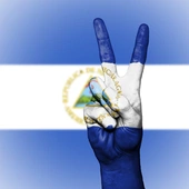 Nikaragua: ludzie chcą ustąpienia Ortegi, Kościół obawia się wojny domowej