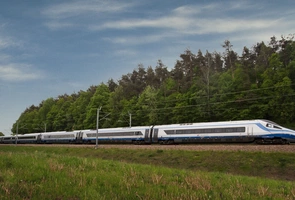 Więcej pociągów PKP Intercity na wakacje