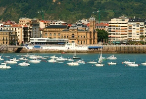 Hiszpania: Dzień Ludzi Morza, procesje na łodziach