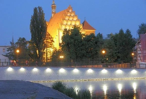 Bydgoszcz: 400 tys. zł z budżetu państwa na renowację ołtarza katedry