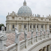 Rada Kardynałów solidarna z Papieżem