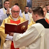 Święcenia biskupie biskupa nominata Szymona Stułkowskiego