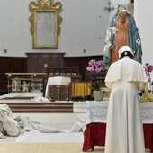 Papież w Camerino przypomniał o opóźnieniach w odbudowie z gruzów