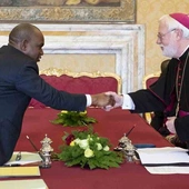 Umowa między Stolicą Apostolską i Burkina Faso