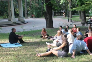 Ukraina: wakacyjne wykłady teologiczne w parku
