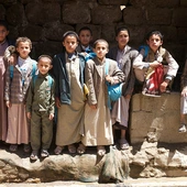Bp Hinder: świat zapłaci za swe milczenie w sprawie Jemenu