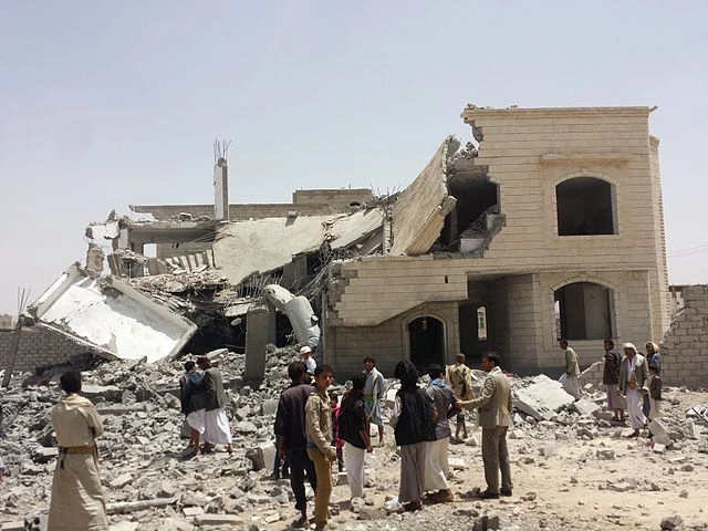 Zniszczony dom na południu stolicy kraju - Sany (2015 r.)