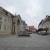 Wrocławski Ostrów Tumski - tu mieści się Kuria Metropolitalna