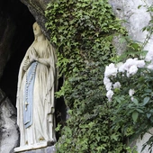 Modlitwa do Matki Bożej z Lourdes za zarażonych koronavirusem