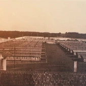 Widok na baraki w KL Ravensbrück