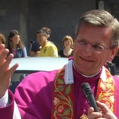 Niemcy: biskup pomocniczy Kolonii zawiesza uczestnictwo w Drodze Synodalnej