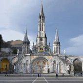 Chorzy powracają do Lourdes
