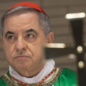 Papież przyjął rezygnację kard. Becciu z kierowania kongregacją i praw kardynalskich
