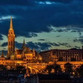 Na Węgrzech kościoły pozostają otwarte