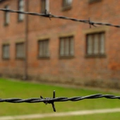 Pytanie o Auschwitz