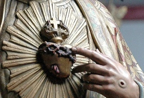 Papież przygotowuje dokument poświęcony Najświętszemu Sercu Jezusowemu. „Świat wydaje się tracić serce…”