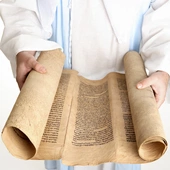 Święte Księgi chrześcijan i Żydów
