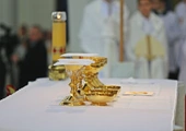 Zarządzenie księży biskupów wydane w związku z instrukcją świętej kongregacji obrzędów o kulcie tajemnicy eucharystycznej EUCHARISTICUM MYSTERIUM