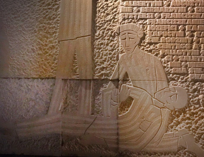 Relief z kaplicy Męczeństwa i Wdzięczności