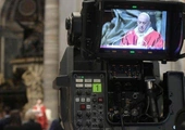 Papież do mediów: więcej kontaktu z rzeczywistością!