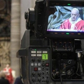 Papież do mediów: więcej kontaktu z rzeczywistością!