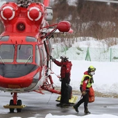 Tatry: porwani przez lawinę śnieżną trafili do szpitala