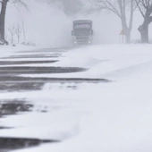 IMGW: intensywne opady śniegu i zawieje śnieżne niemal w całym kraju