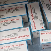 Dworczyk: kolejna partia szczepionki Moderny opóźniona i mniejsza