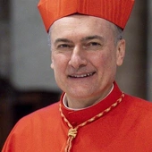 Papież przyjął rezygnację dwóch watykańskich kardynałów